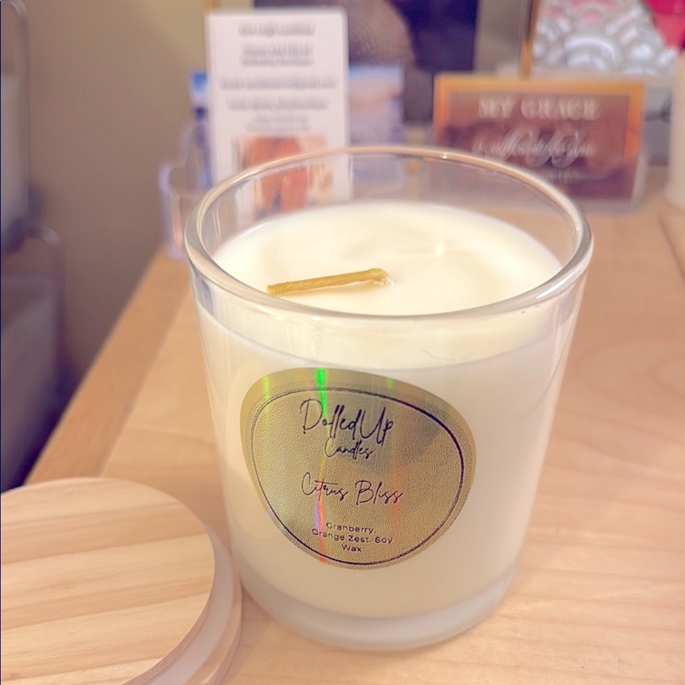 9oz Citrus Bliss Soy Wax Candle | Cranberry Orange Zest - Picture 4 of 4